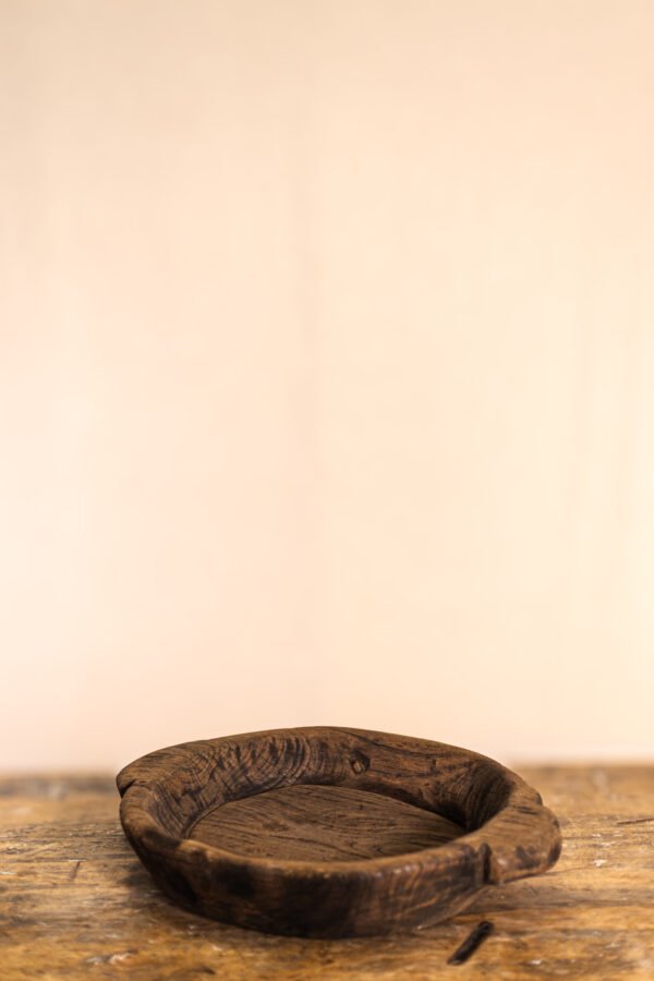 Bandeja antigua de teca con asas  no. 3