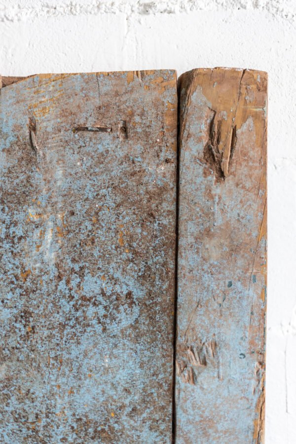 72 La Foret-3489 Puerta antigua Marroquí con pátina azúl