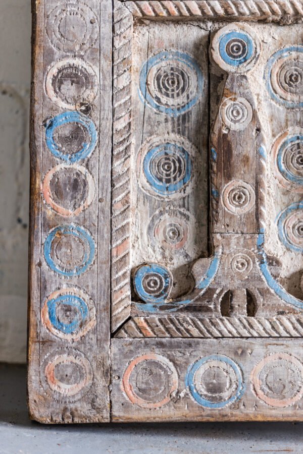 Puerta antigua Marroquí labrada